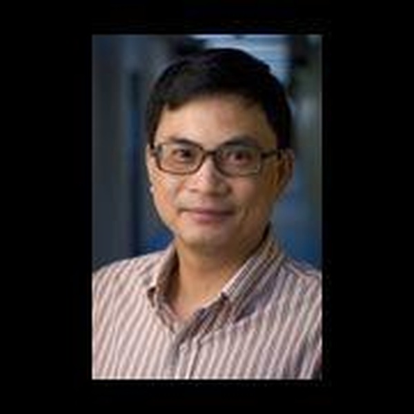 Dr Guang Dennis Deng