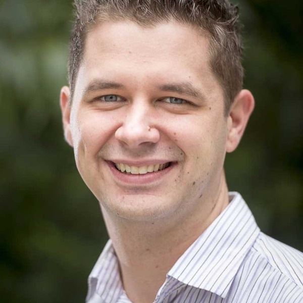 Dr Robert Ross